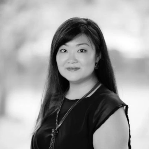 Dr Roslynn Ang
